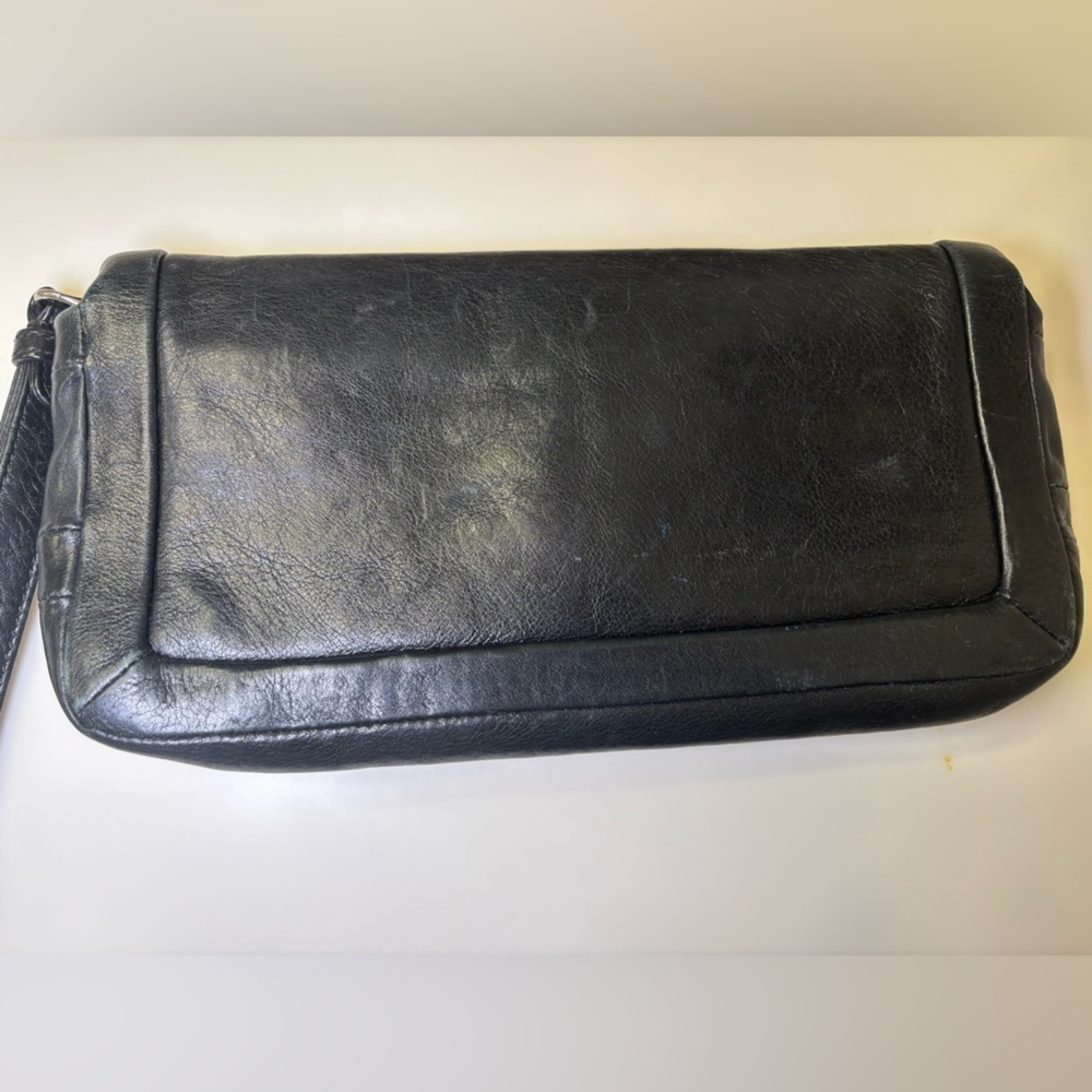 Vintage y2k Coach Black Leather Clutch with Silver Clasp - Picture 4 of 6